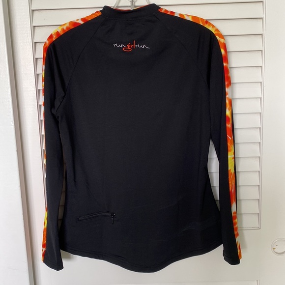 Run Girl Run medium polyester and Lycra running shirt - Picture 2 of 6